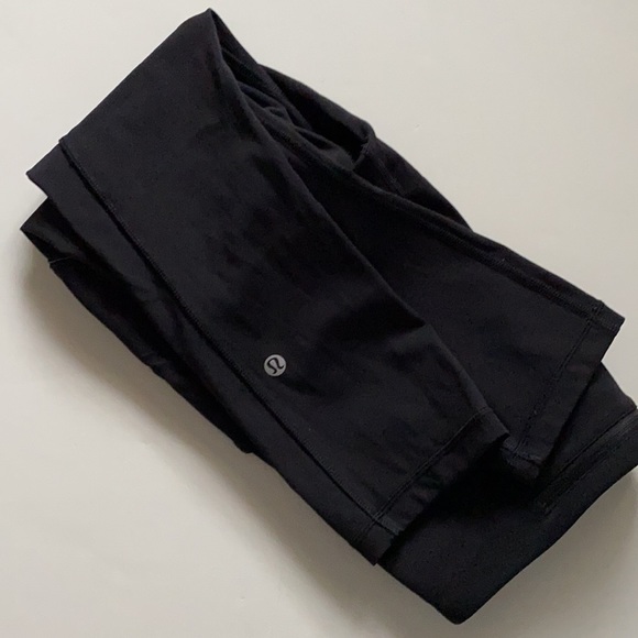 Lululemon | Crop leggings size 4 - Picture 2 of 11